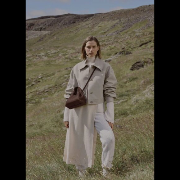 Polene Numéro Neuf Mini Handbag in Textured Sandalwood NWOT - Picture 2 of 9